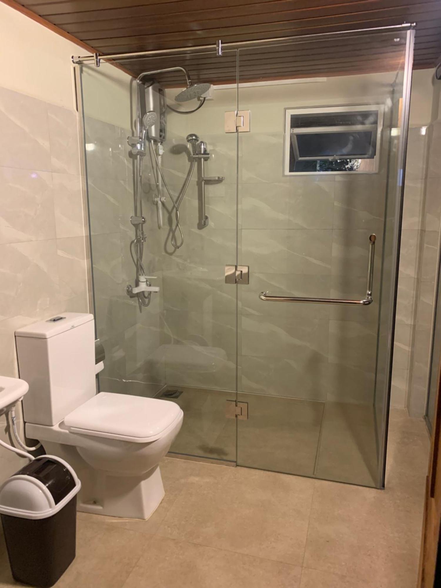 Pub Ceylon Hostel Ела Екстериор снимка