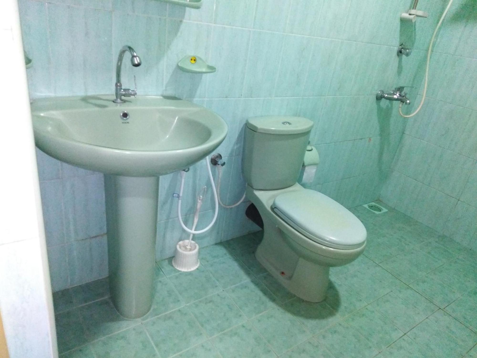 Pub Ceylon Hostel Ела Стая снимка
