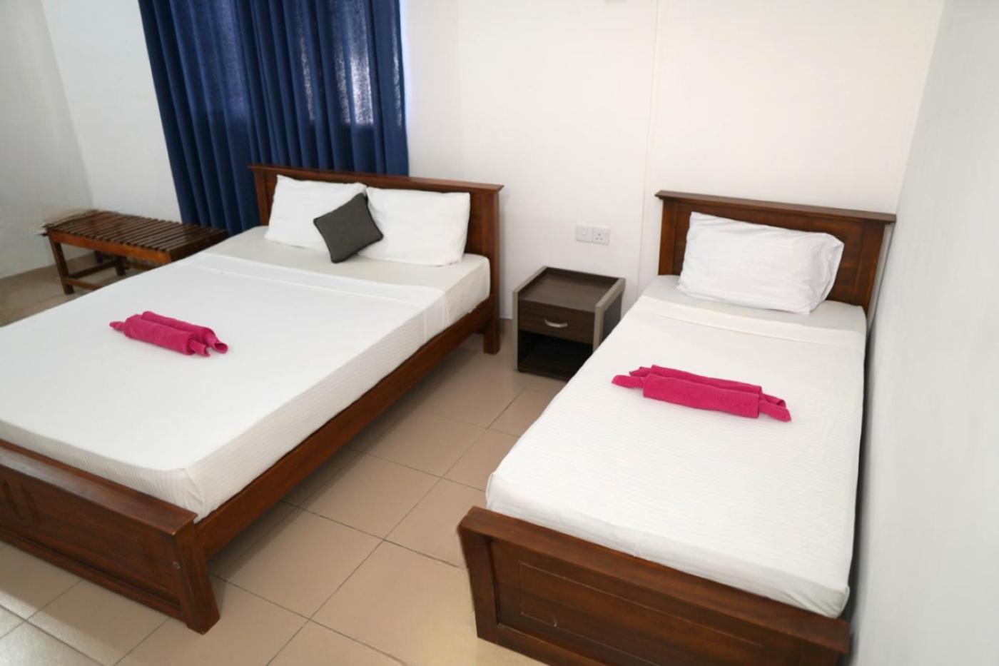 Pub Ceylon Hostel Ела Екстериор снимка