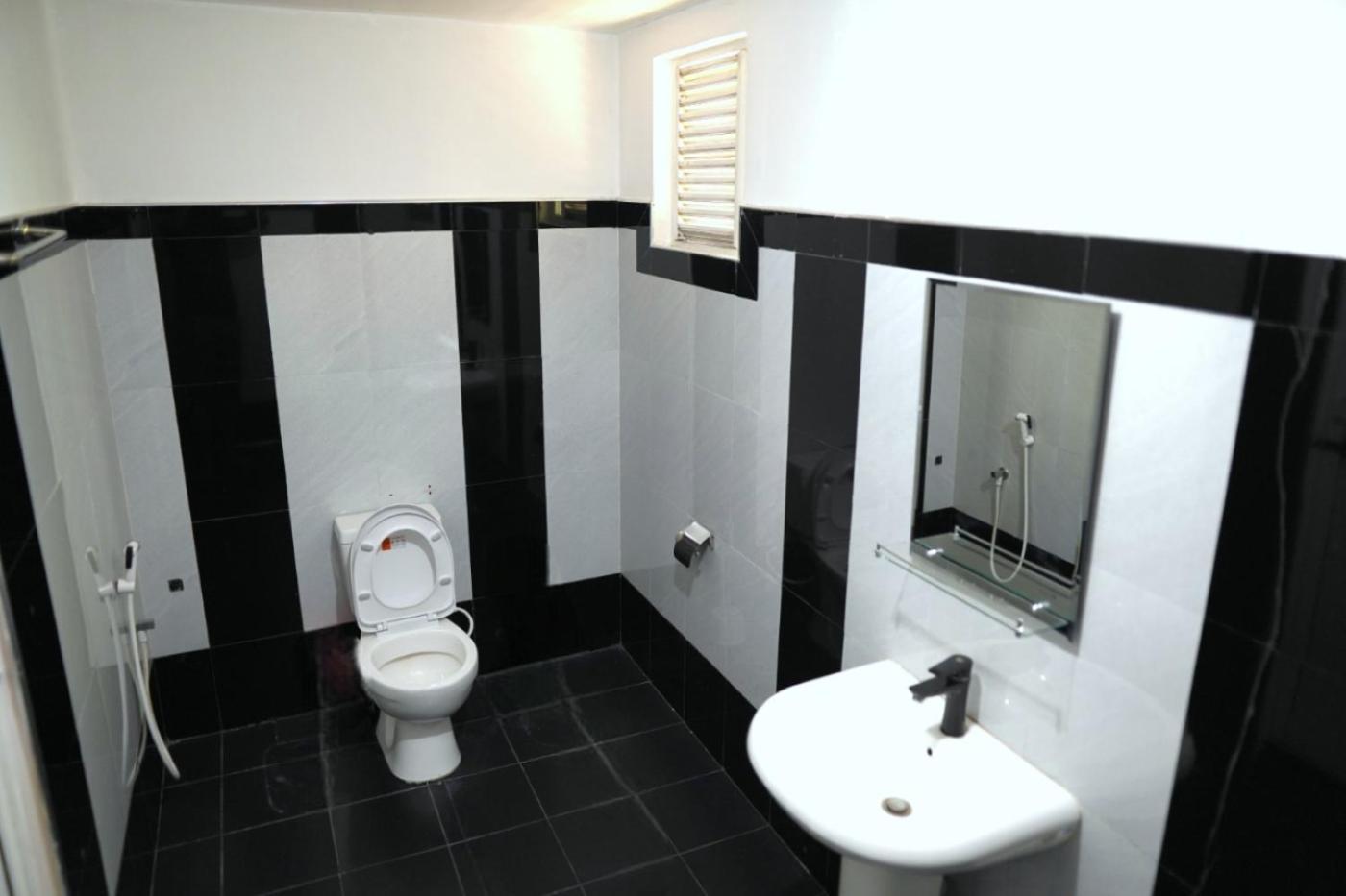 Pub Ceylon Hostel Ела Екстериор снимка
